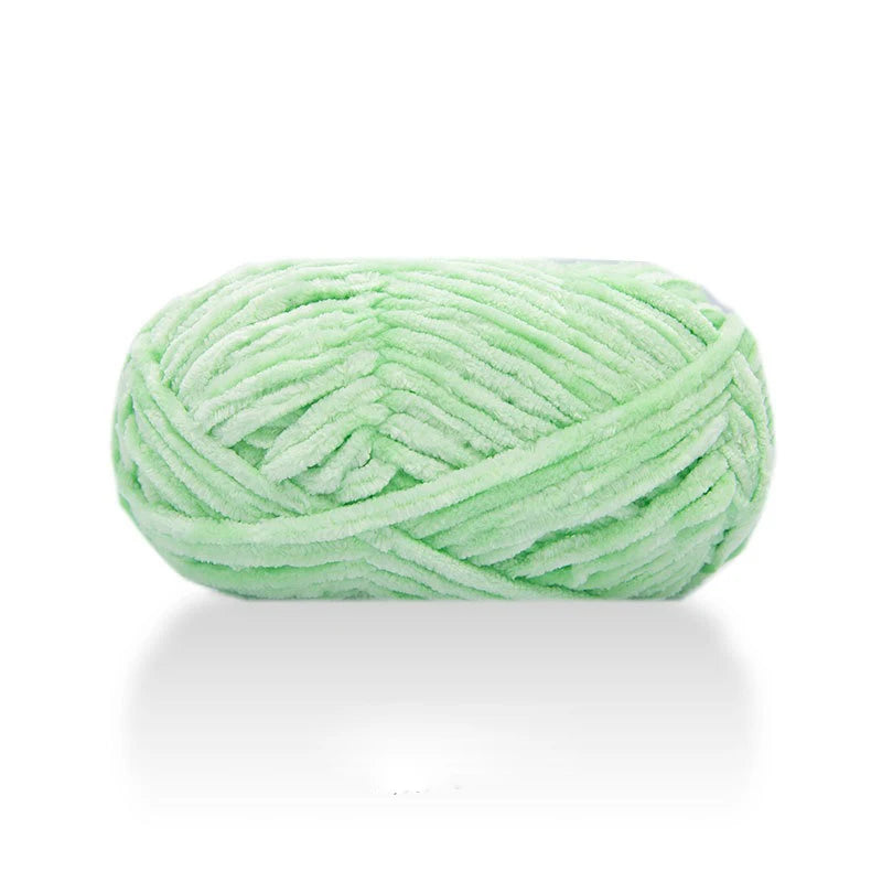 Zhejiang CN Chenille Velvet Yarn 100g 80m Carded Polyester