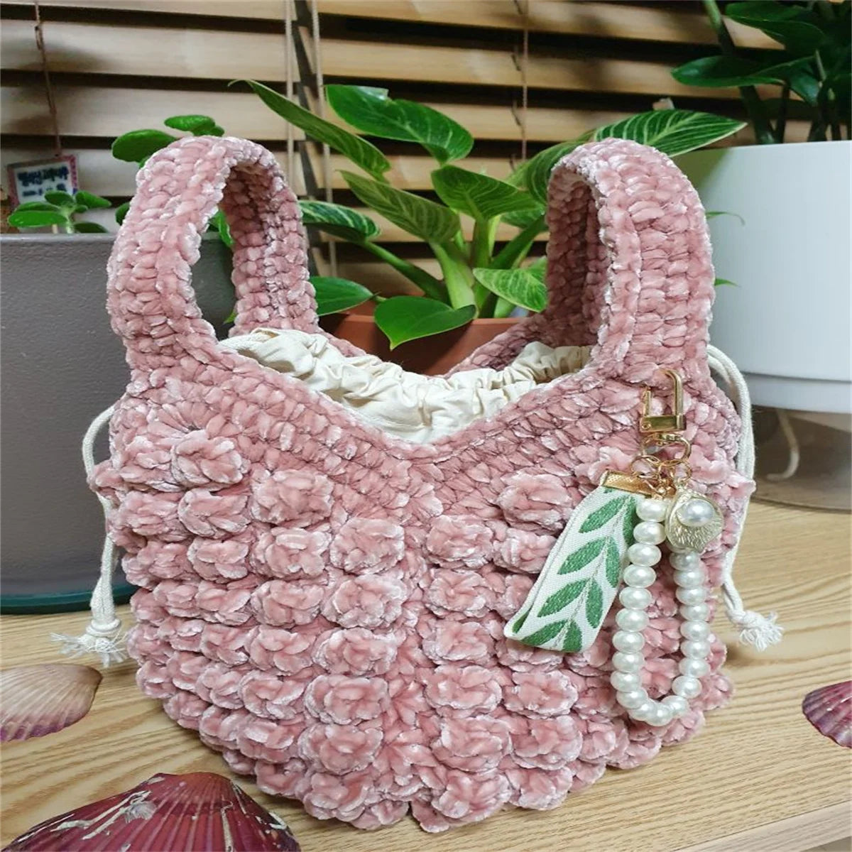 NONECN Polyester Velvet Chenille Yarn For Amigurumi 100g 130m