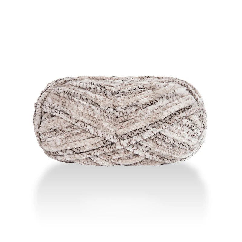 Zhejiang CN Chenille Velvet Yarn 100g 80m Carded Polyester